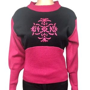 Nils black and raspberry pink sweater Sz s Great for skiing!